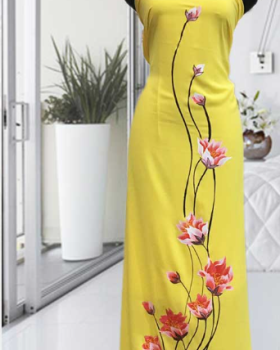 Áo dài vẽ hoa