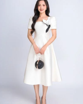 Váy Đầm Dạ Hội Cao Cấp Sang Trọng Để Dự Tiệc