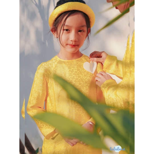 Áo Dài Trẻ Em Màu Vàng